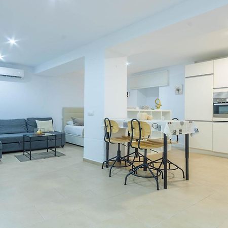 Natural Suite Sevilla Center Luaran gambar