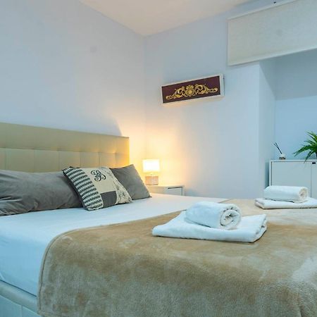 Natural Suite Sevilla Center Luaran gambar