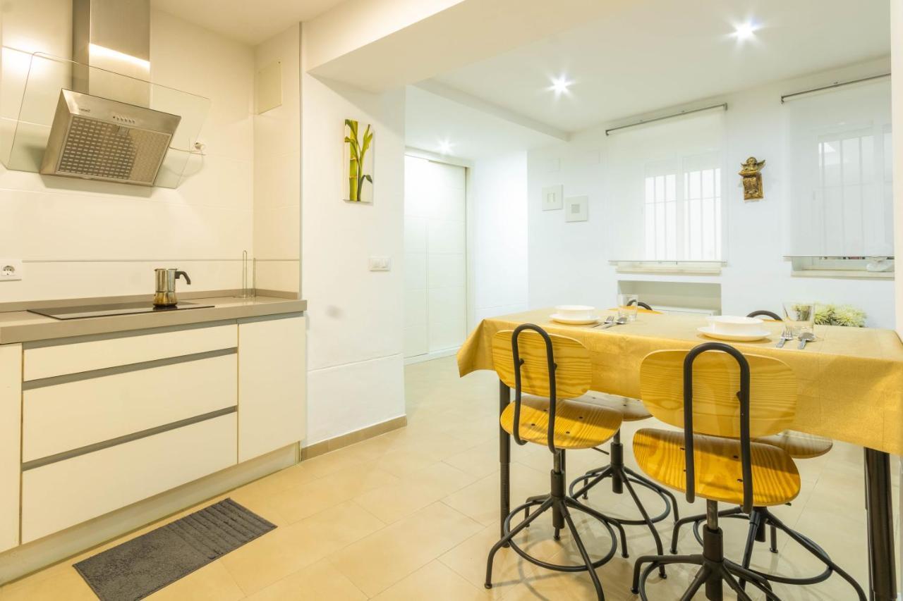 Natural Suite Sevilla Center Luaran gambar